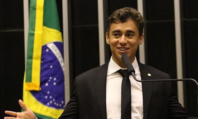O Caso Nicolas Ferreira e a Neuroestratégia do Discurso em Ambientes de Conflito Político